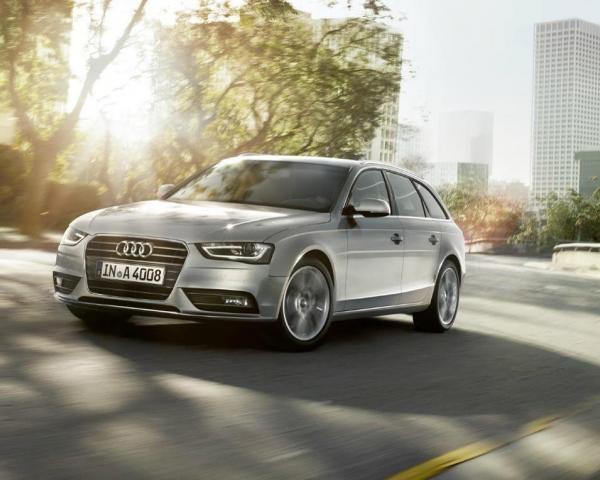 Фото Audi A4 IV (B8) Рестайлинг Универсал 5 дв.