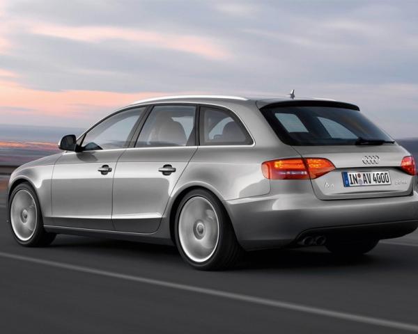 Фото Audi A4 IV (B8) Универсал 5 дв.