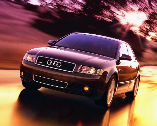 Фото Audi A4 II (B6) Седан