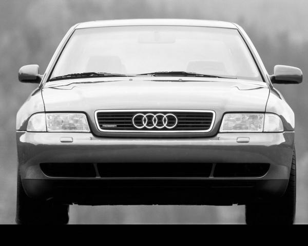 Фото Audi A4 I (B5) Седан