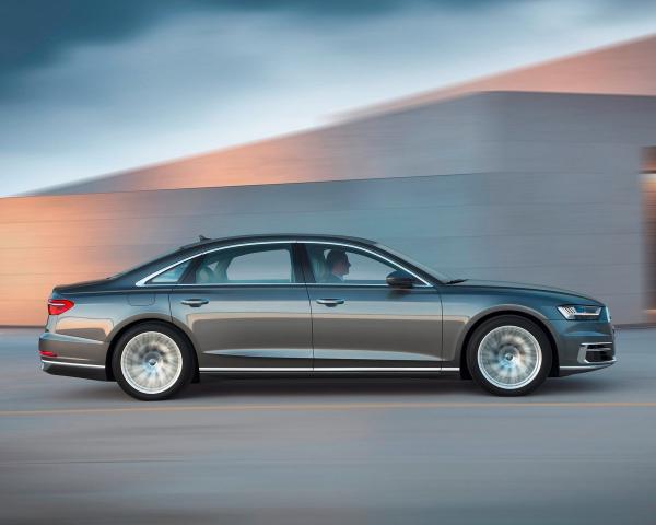 Фото Audi A8 D5 Седан Long