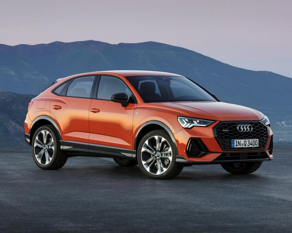 Фото Audi Q3 Sportback I (F3) Внедорожник 5 дв.