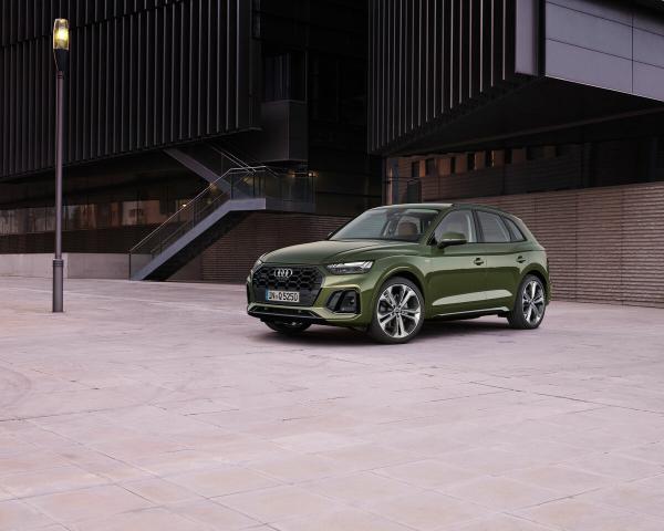 Фото Audi Q5 II (FY) Рестайлинг Внедорожник 5 дв.