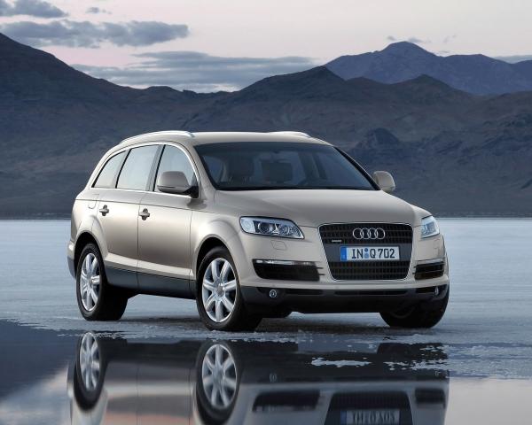 Фото Audi Q7 I (4L) Внедорожник 5 дв.