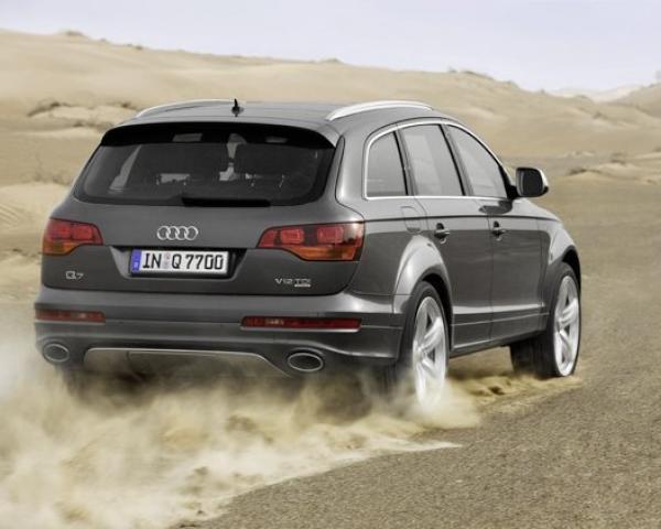 Фото Audi Q7 I (4L) Внедорожник 5 дв.