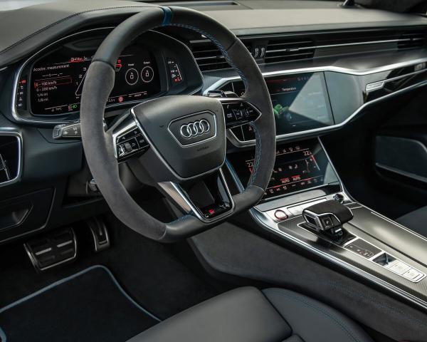 Фото Audi RS 7 II (4K) Лифтбек