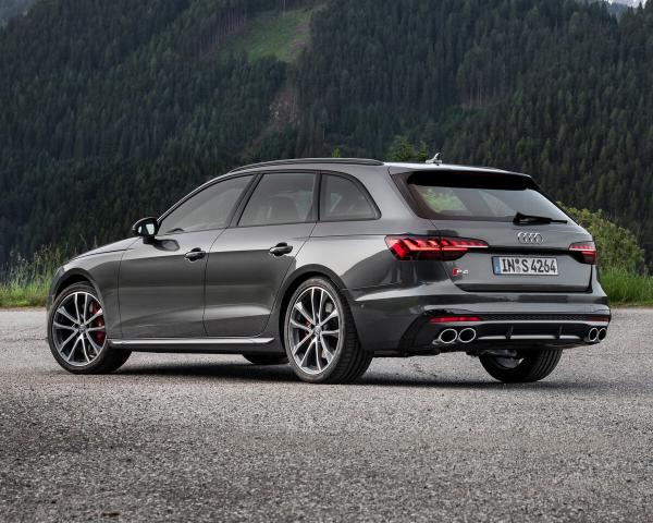 Фото Audi S4 V (B9) Рестайлинг Универсал 5 дв.