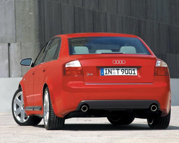 Фото Audi S4 II (B6) Седан