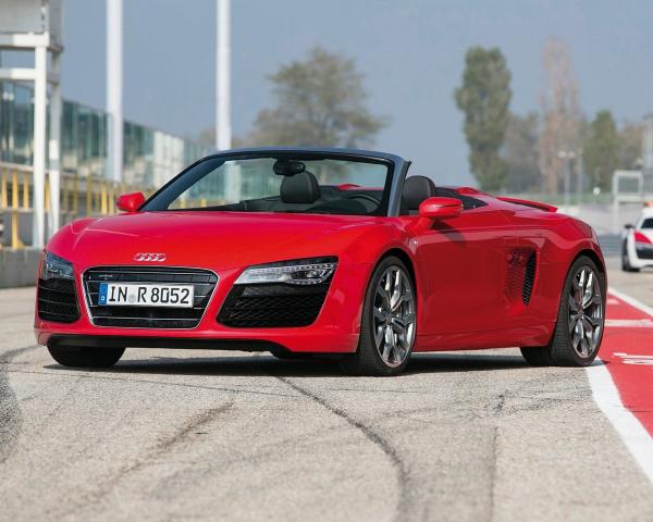 Фото Audi R8 I (Typ 42) Рестайлинг Родстер