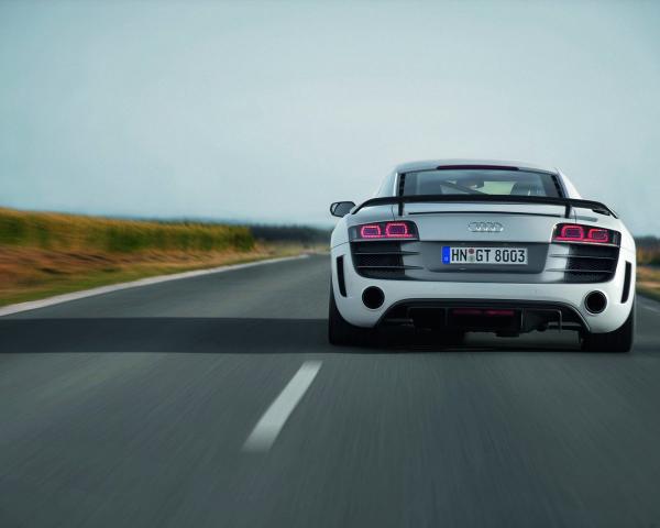 Фото Audi R8 I (Typ 42) Купе GT