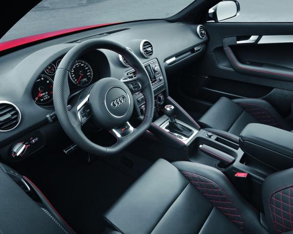 Фото Audi RS 3 I (8P) Хэтчбек 5 дв. Sportback