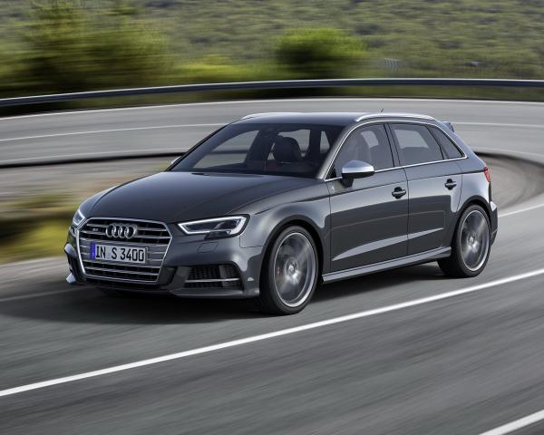 Фото Audi S3 III (8V) Рестайлинг Хэтчбек 5 дв. Sportback