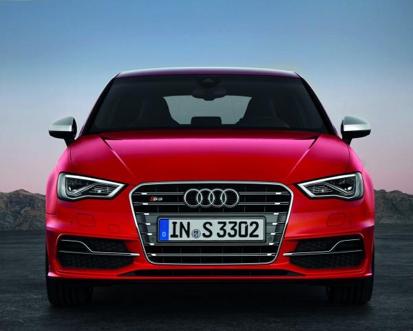 Фото Audi S3 III (8V) Хэтчбек 3 дв.