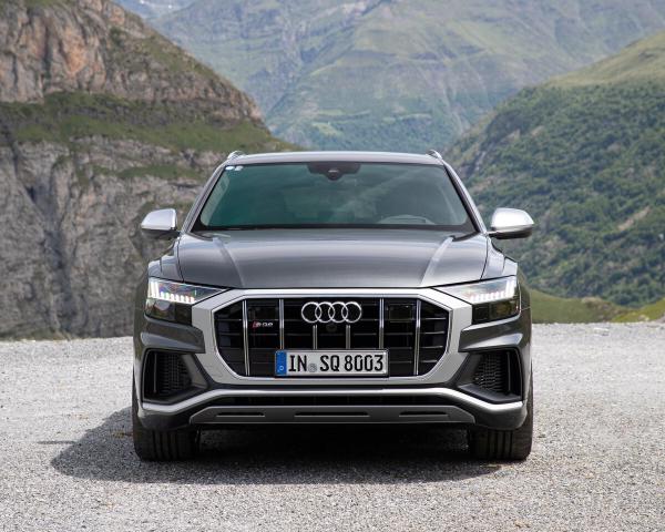 Фото Audi SQ8 I (4M) Внедорожник 5 дв.