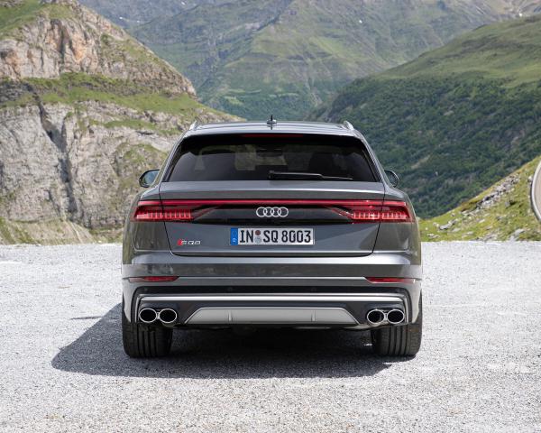 Фото Audi SQ8 I (4M) Внедорожник 5 дв.