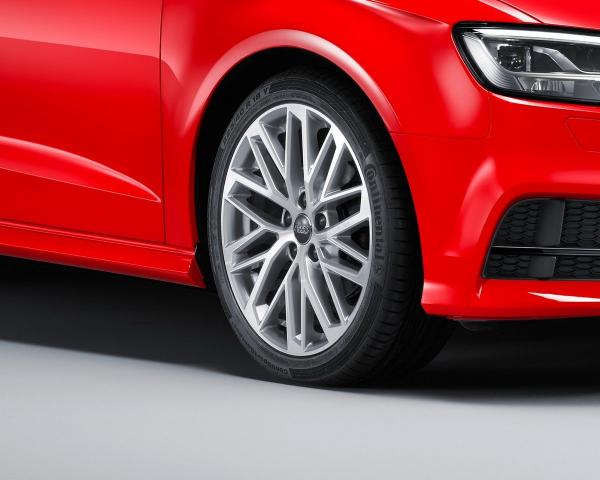 Фото Audi A3 III (8V) Рестайлинг Хэтчбек 5 дв. Sportback