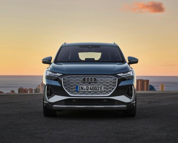 Фото Audi Q4 e-tron I Внедорожник 5 дв.