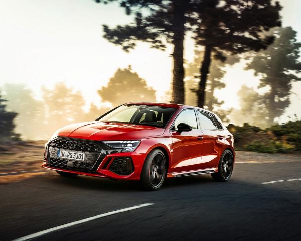 Фото Audi RS 3 III (8Y) Хэтчбек 5 дв. Sportback