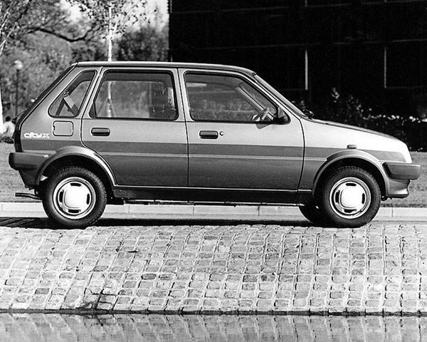 Фото Austin Metro I Хэтчбек 5 дв.