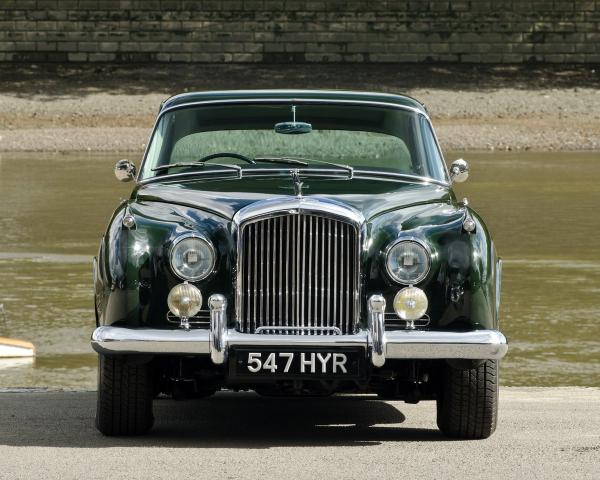 Фото Bentley S II Купе