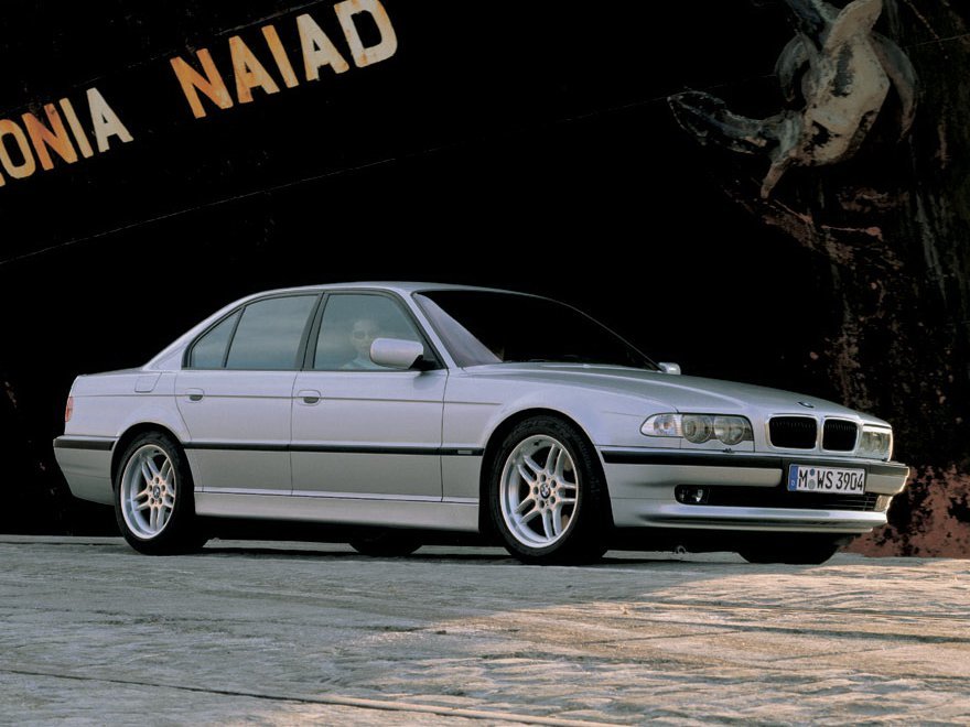 Фото BMW 7 серия III (E38) Рестайлинг