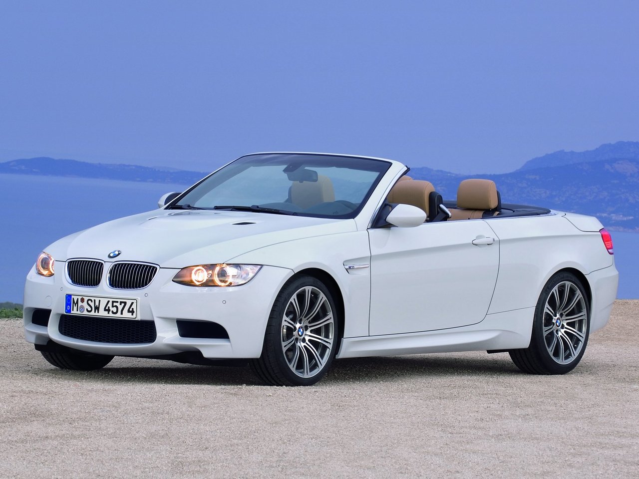 Фото BMW M3 IV (E90)
