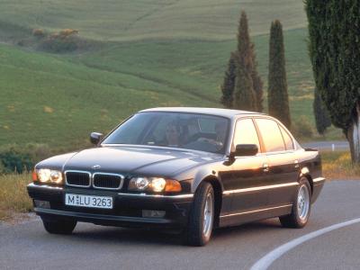Фото BMW 7 серия III (E38) Седан