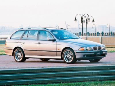 Фото BMW 5 серия IV (E39) Универсал 5 дв.