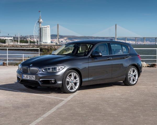 Фото BMW 1 серия II (F20/F21) Рестайлинг Хэтчбек 5 дв.