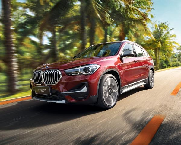 Фото BMW X1 II (F48) Рестайлинг Внедорожник 5 дв. Long