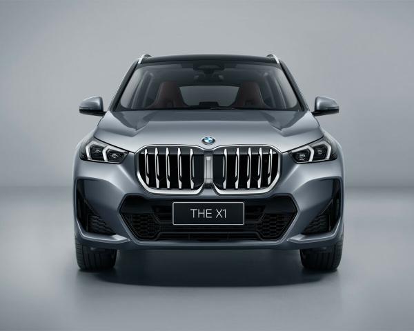 Фото BMW X1 III (U11) Внедорожник 5 дв. Long