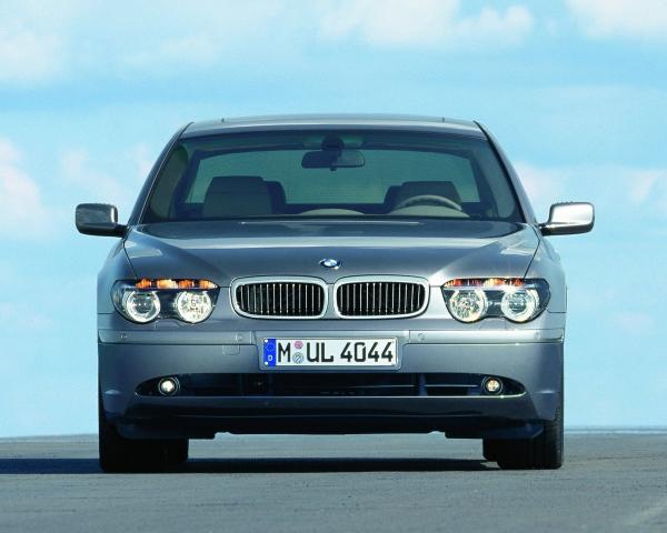 Фото BMW 7 серия IV (E65/E66) Седан