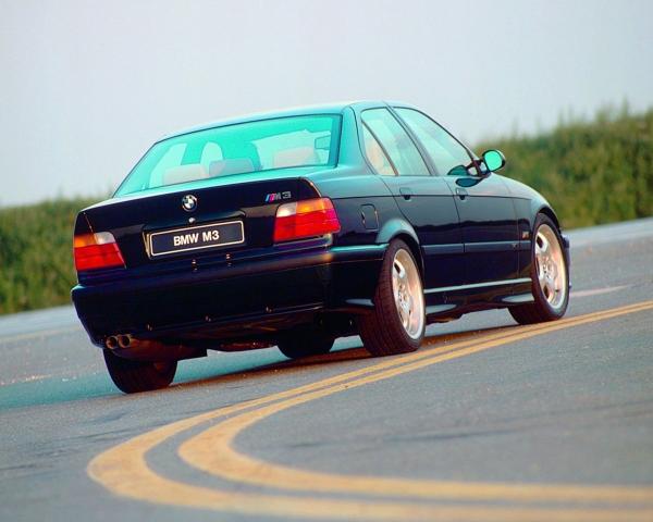 Фото BMW M3 II (E36) Седан