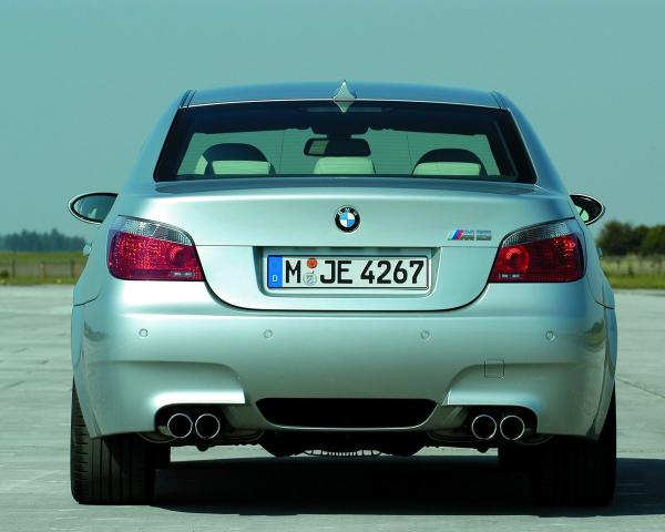 Фото BMW M5 IV (E60/E61) Седан