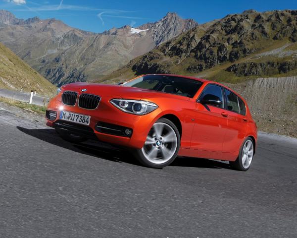 Фото BMW 1 серия II (F20/F21) Хэтчбек 5 дв.