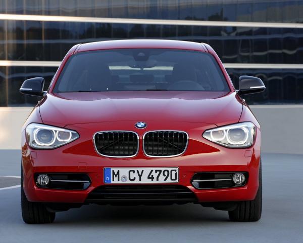 Фото BMW 1 серия II (F20/F21) Хэтчбек 5 дв.