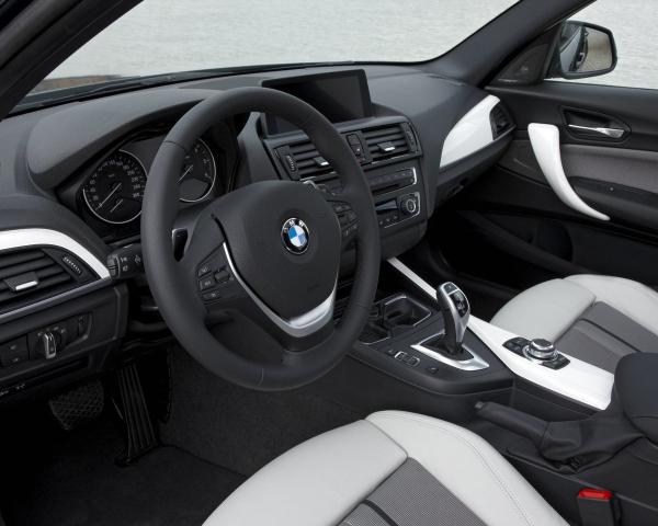 Фото BMW 1 серия II (F20/F21) Хэтчбек 5 дв.