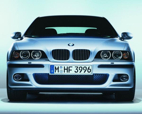 Фото BMW M5 III (E39) Седан