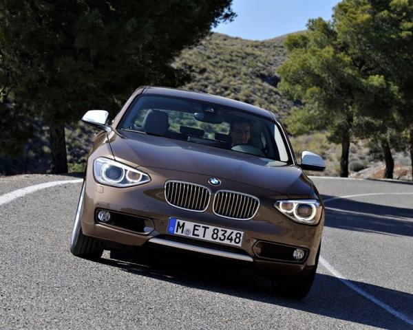 Фото BMW 1 серия II (F20/F21) Хэтчбек 3 дв.