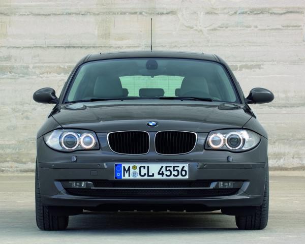 Фото BMW 1 серия I (E81/E82/E87/E88) Рестайлинг Хэтчбек 5 дв.