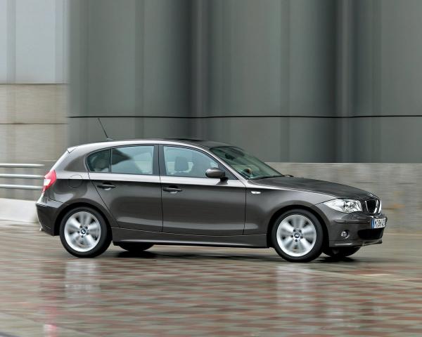 Фото BMW 1 серия I (E81/E82/E87/E88) Хэтчбек 5 дв.