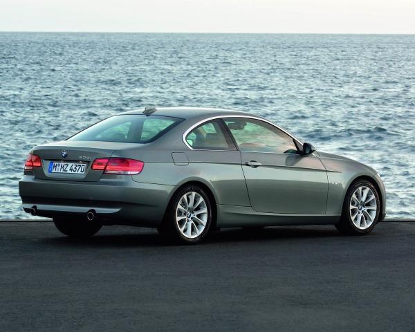 Фото BMW 3 серия V (E90/E91/E92/E93) Купе
