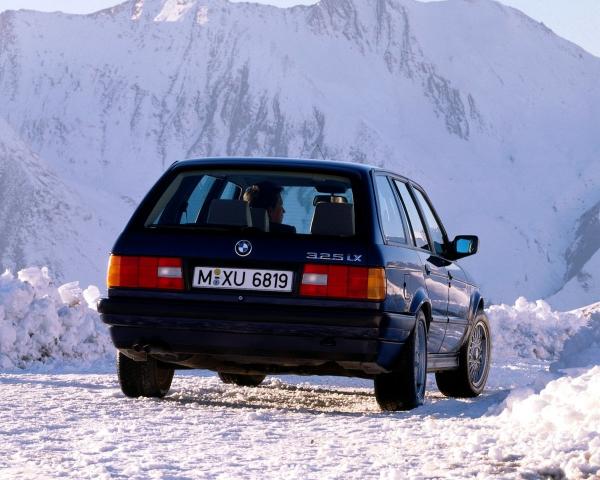 Фото BMW 3 серия II (E30) Универсал 5 дв.