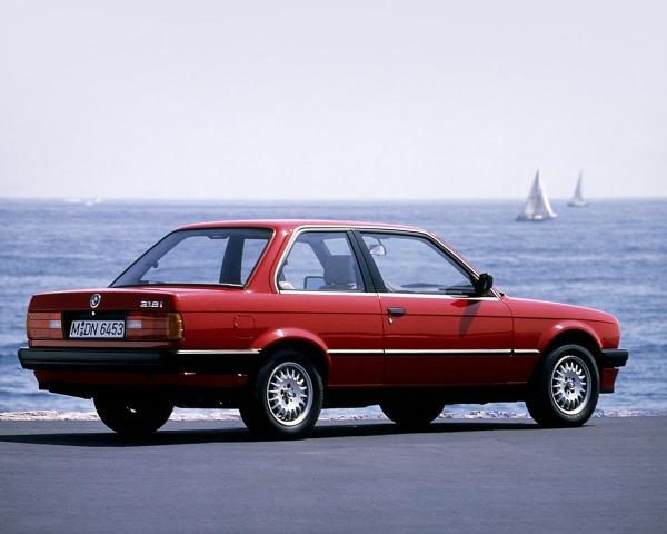 Фото BMW 3 серия II (E30) Купе