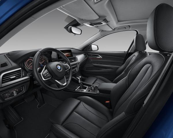 Фото BMW 1 серия II (F20/F21) Рестайлинг 2 Седан