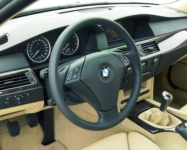 Фото BMW 5 серия V (E60/E61) Седан
