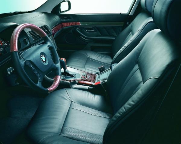 Фото BMW 5 серия IV (E39) Рестайлинг Седан