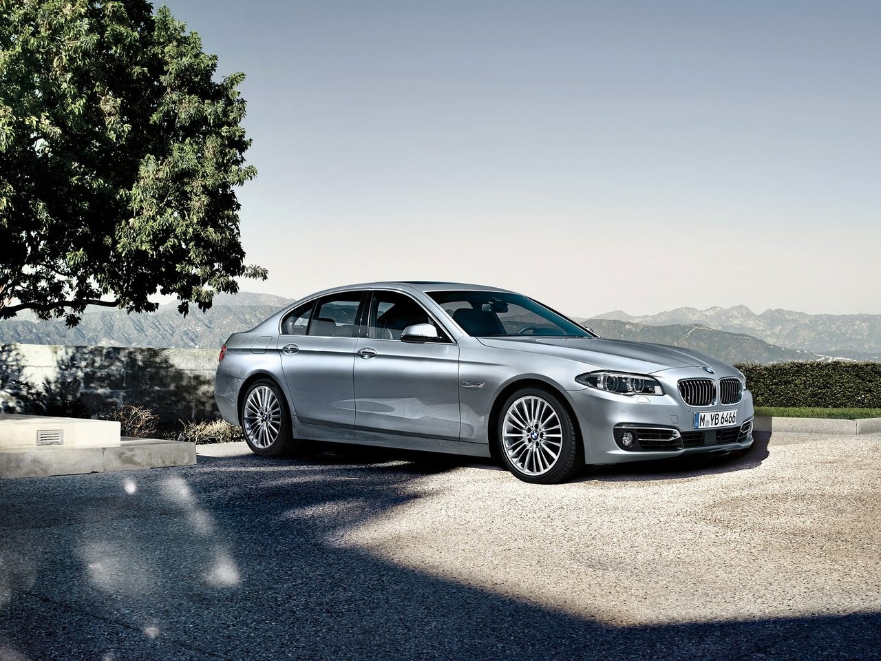 Фото BMW 5 серия VI (F10/F11/F07) Рестайлинг