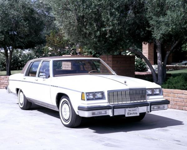 Фото Buick Electra V Седан