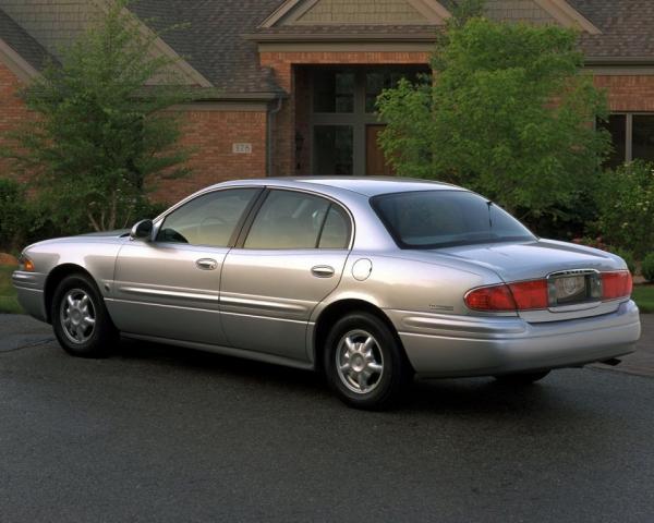 Фото Buick LeSabre VIII Седан